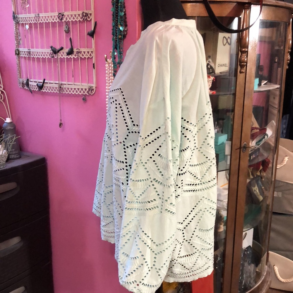 Sundance airy top